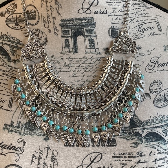 Bohemian Silver Vintage Style Turquoise Stone Necklace - Picture 4 of 6